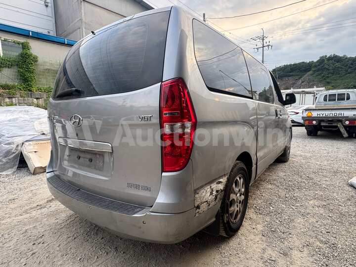 Hyundai Starex 2016 — 4