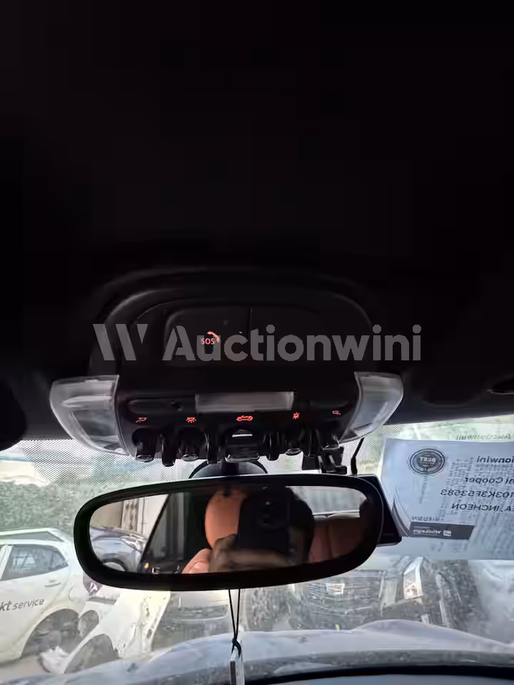 Mini Cooper 2019 — 17