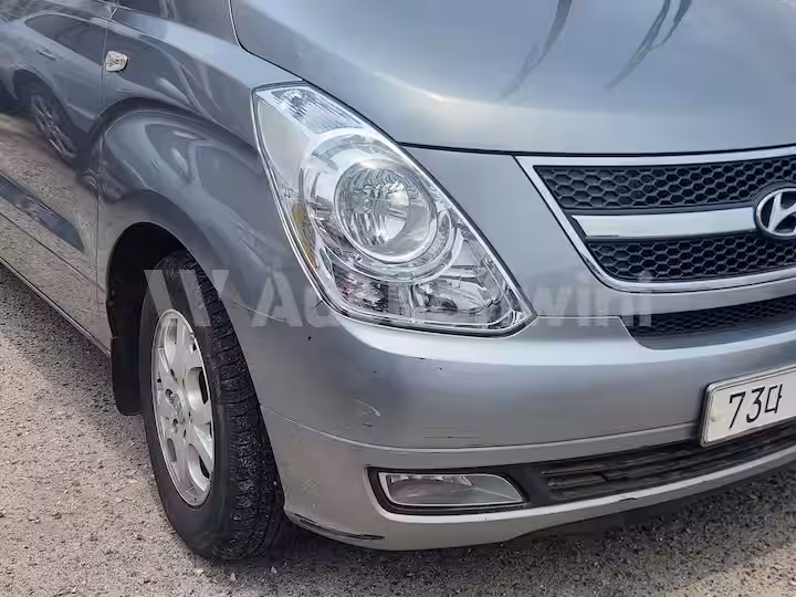 Hyundai Starex 2012 — 2