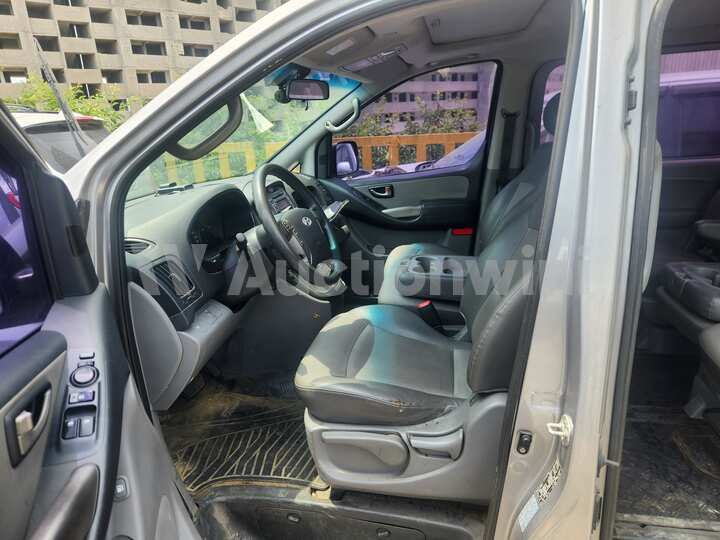 Hyundai Starex 2012 — 18