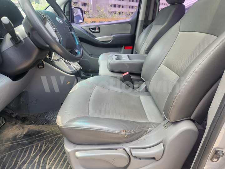 Hyundai Starex 2012 — 26