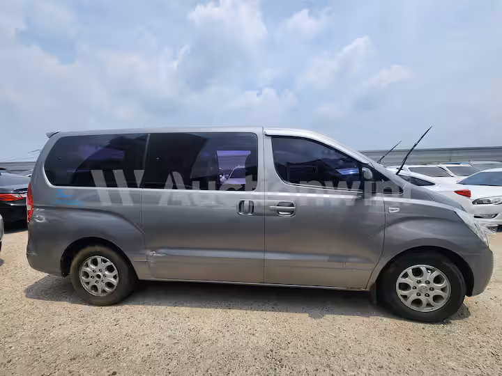 Hyundai Starex 2012 — 9