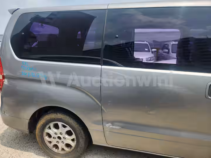 Hyundai Starex 2012 — 10