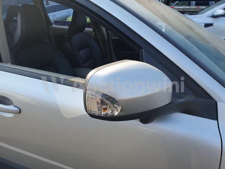 Volvo XC70 2010 — 39