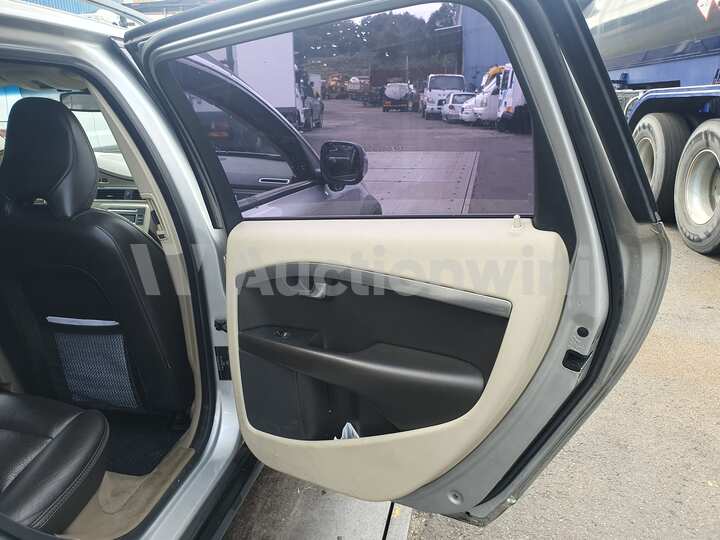 Volvo XC70 2010 — 5