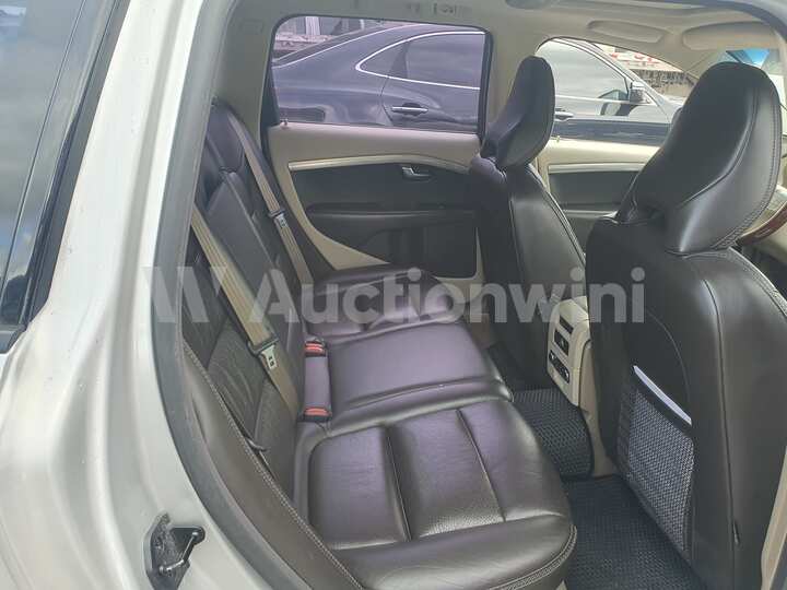 Volvo XC70 2010 — 6