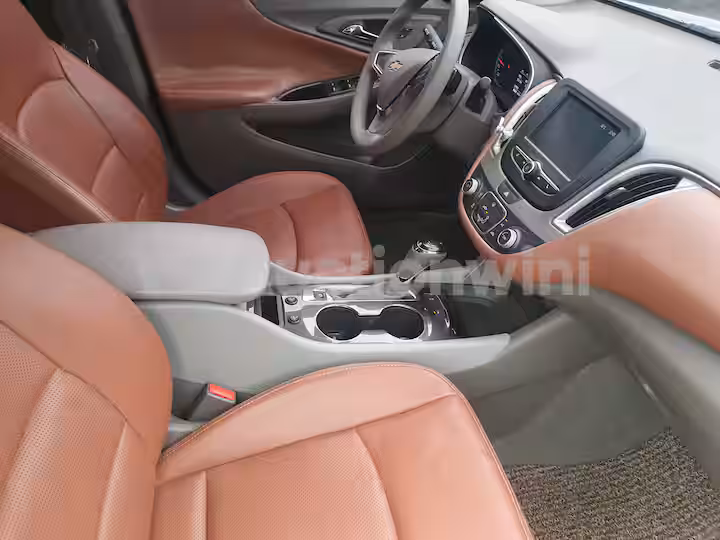 Chevrolet Malibu 2017 — 17