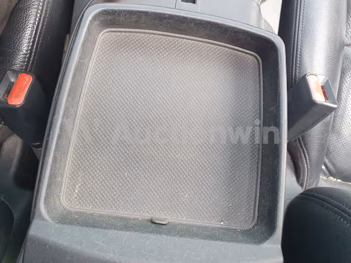 Kia Mohave 2010 — 38