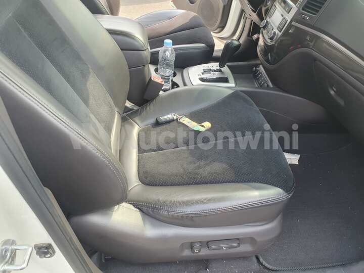 Hyundai SantaFe 2010 — 24