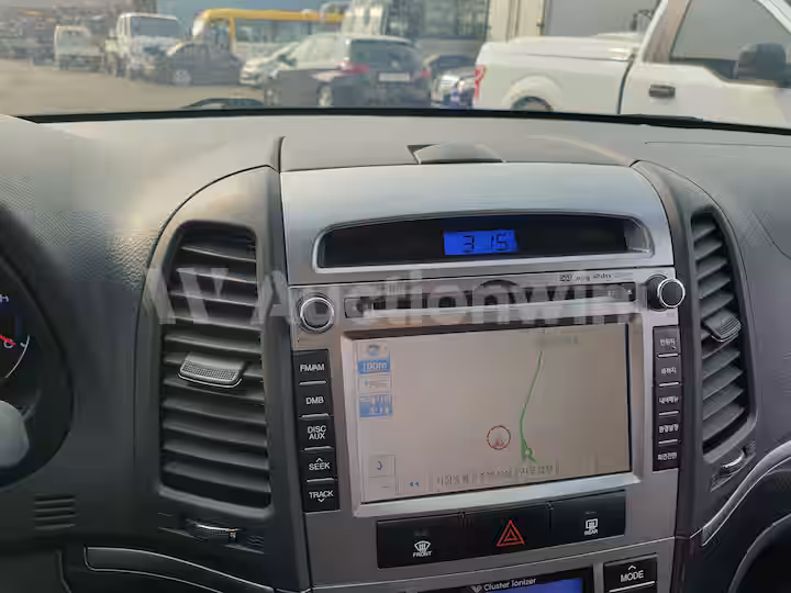 Hyundai SantaFe 2010 — 35