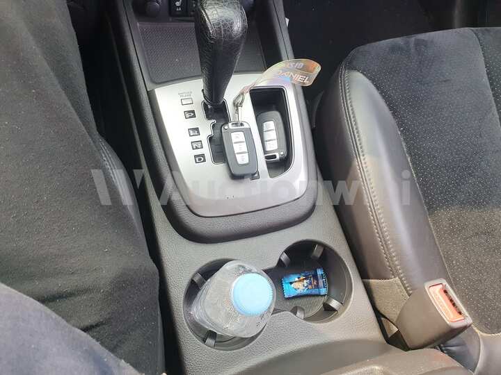 Hyundai SantaFe 2010 — 41