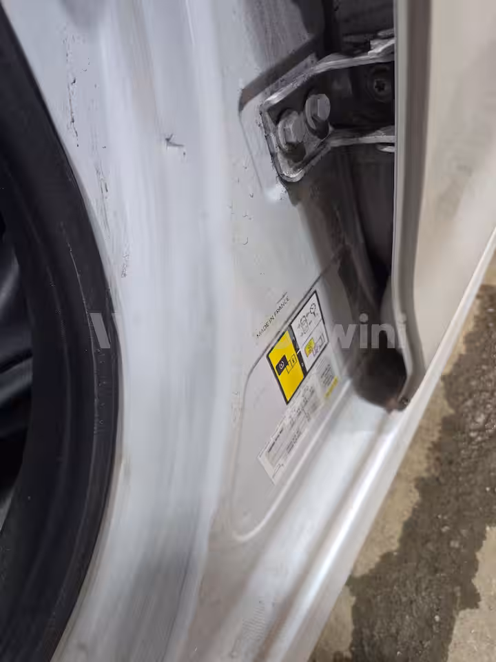 Peugeot 208 2015 — 11