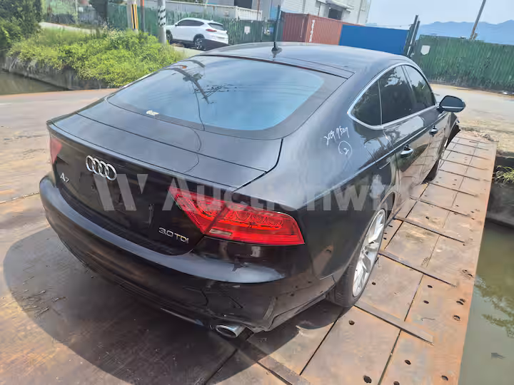 Audi A7 2013 — 4