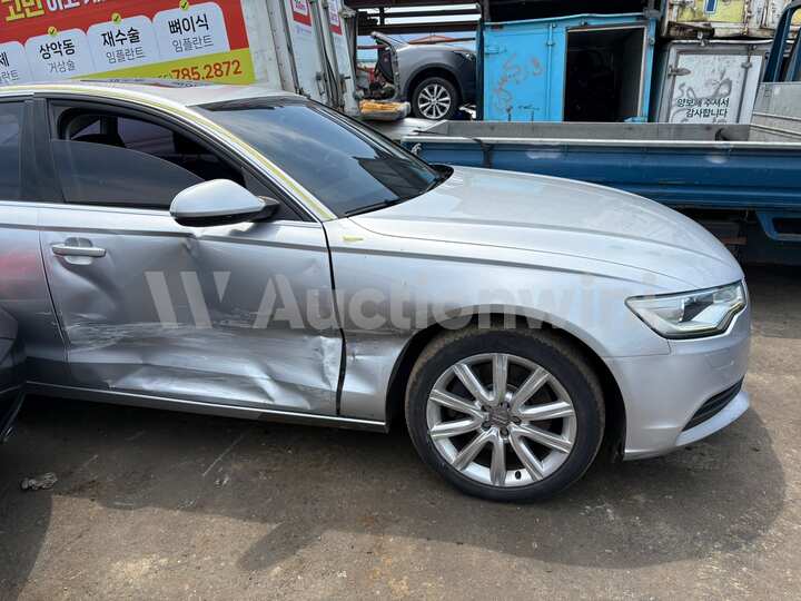 Audi A6 2012 — 5