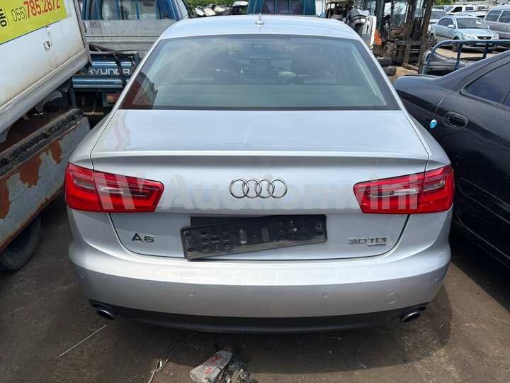 Audi A6 2012 — 6