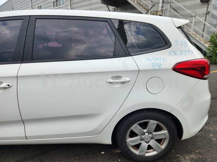 Kia Carens 2014 — 5