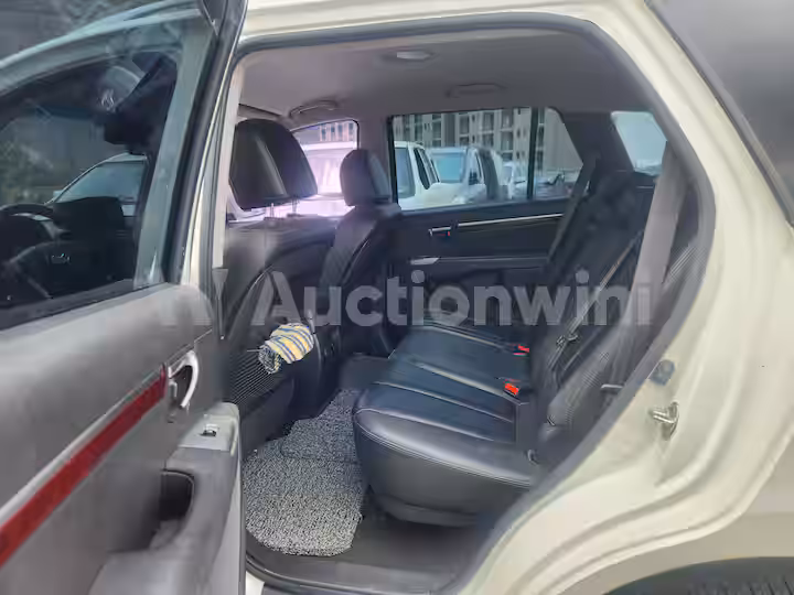 Hyundai SantaFe 2010 — 31