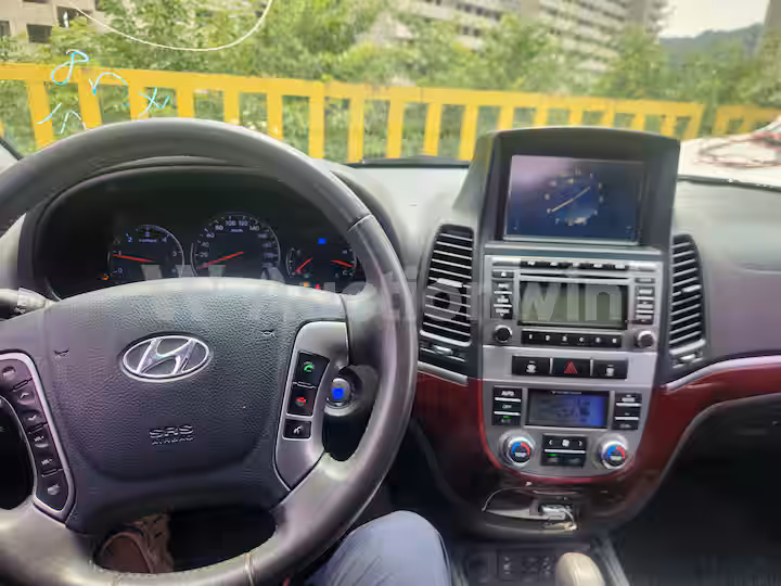 Hyundai SantaFe 2010 — 40