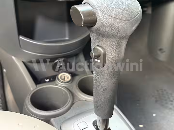 Chevrolet Spark 2012 — 39