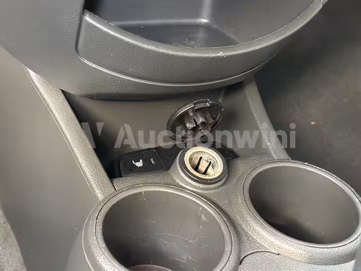 Chevrolet Spark 2012 — 40