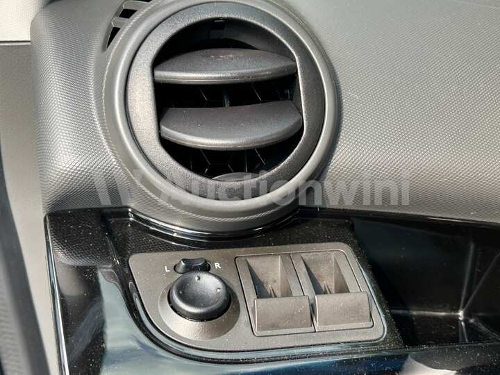 Chevrolet Spark 2012 — 42