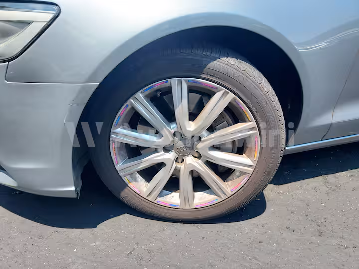 Audi A6 2012 — 13