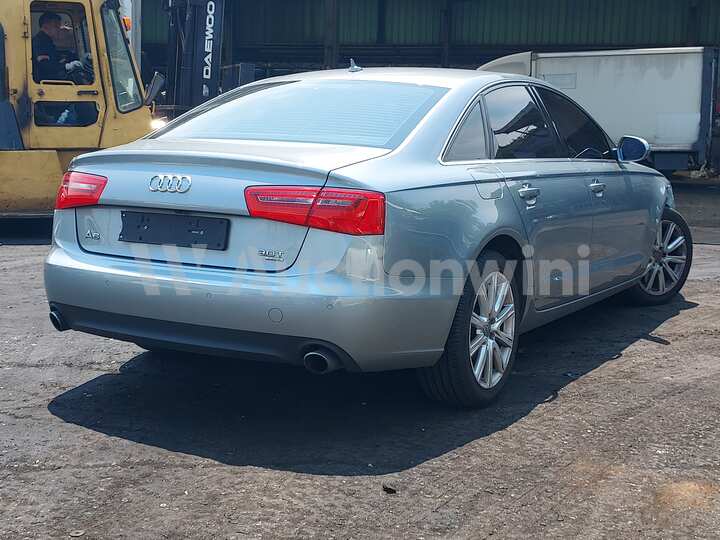 Audi A6 2012 — 5