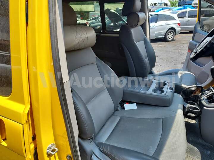 Hyundai Starex 2011 — 30