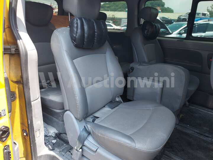 Hyundai Starex 2011 — 32