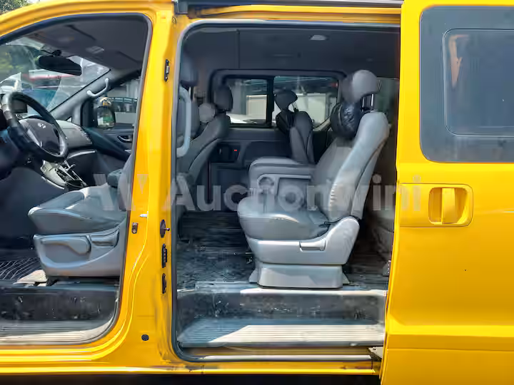 Hyundai Starex 2011 — 37