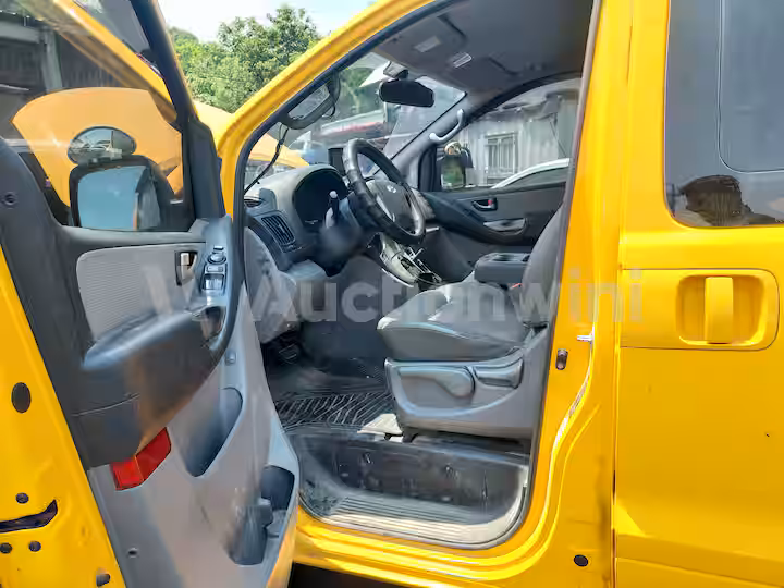 Hyundai Starex 2011 — 42