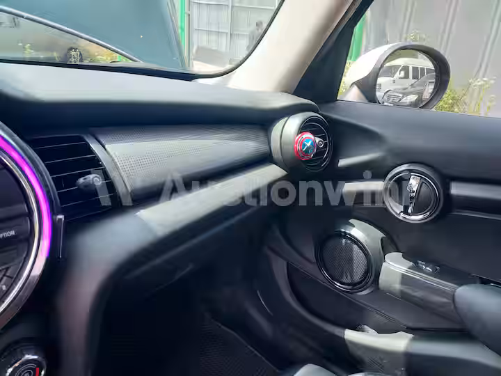 Mini Cooper 2017 — 48