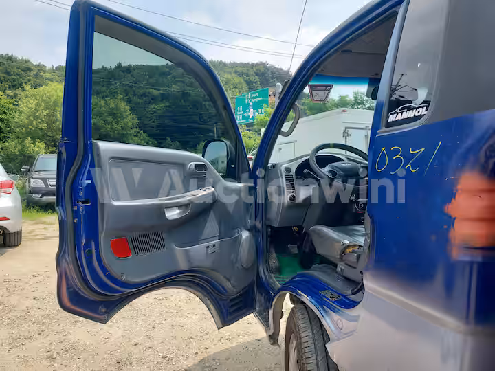 Kia Bongo3 2012 — 34
