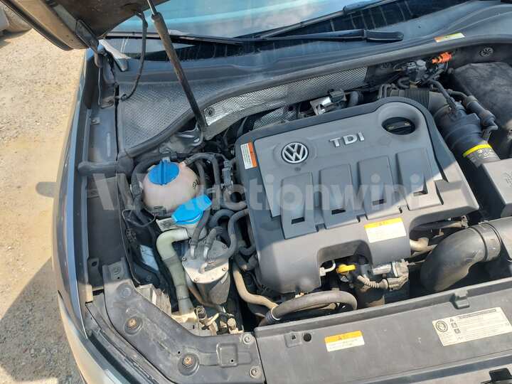 Volkswagen Passat 2014 — 23
