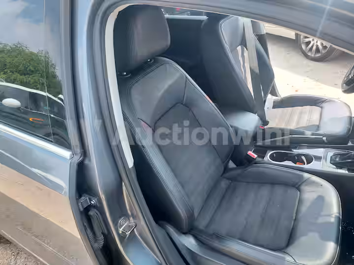 Volkswagen Passat 2014 — 29