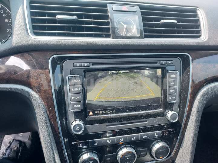 Volkswagen Passat 2014 — 45