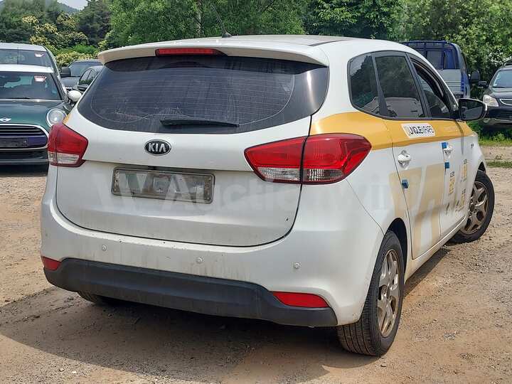 Kia Carens 2014 — 5