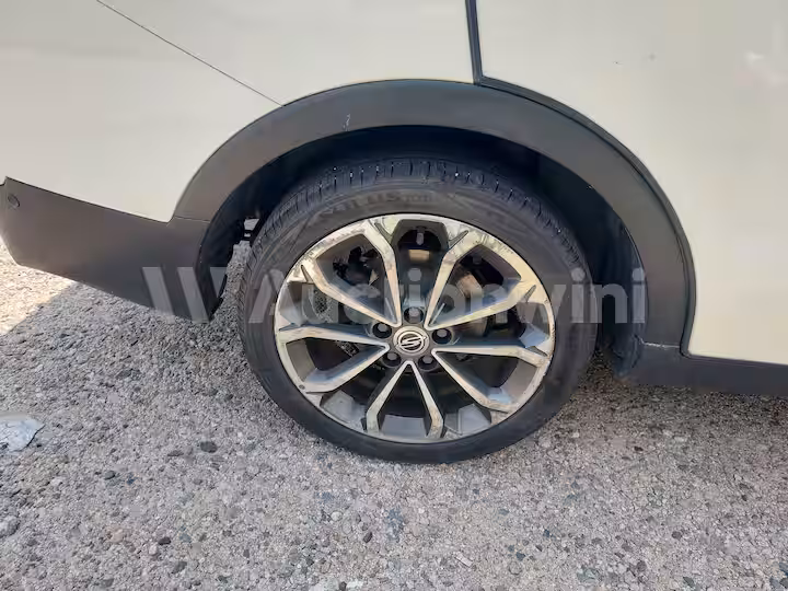 KGM (Ssangyong) Tivoli 2017 — 15