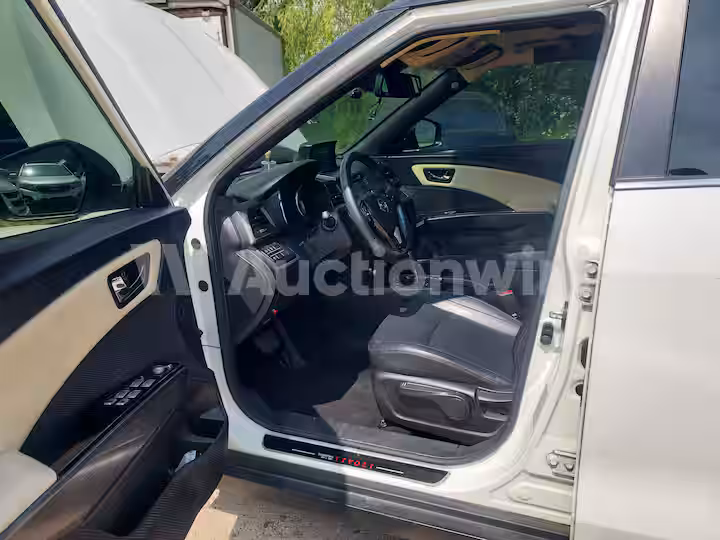 KGM (Ssangyong) Tivoli 2017 — 37