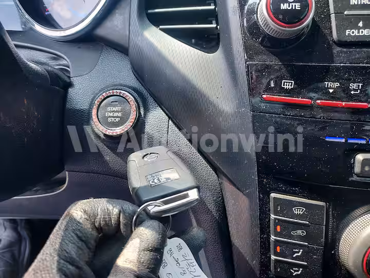 KGM (Ssangyong) Tivoli 2017 — 51