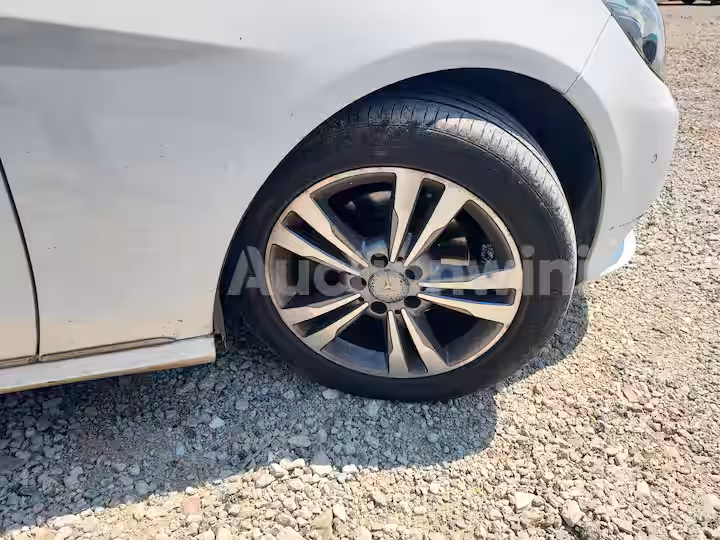 Mercedes Benz E Class 2014 — 15
