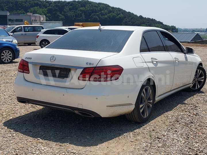 Mercedes Benz E Class 2014 — 5