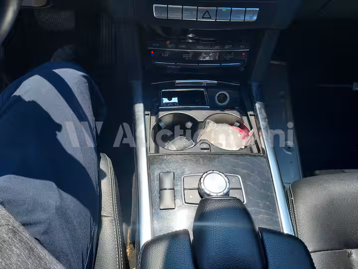Mercedes Benz E Class 2014 — 46