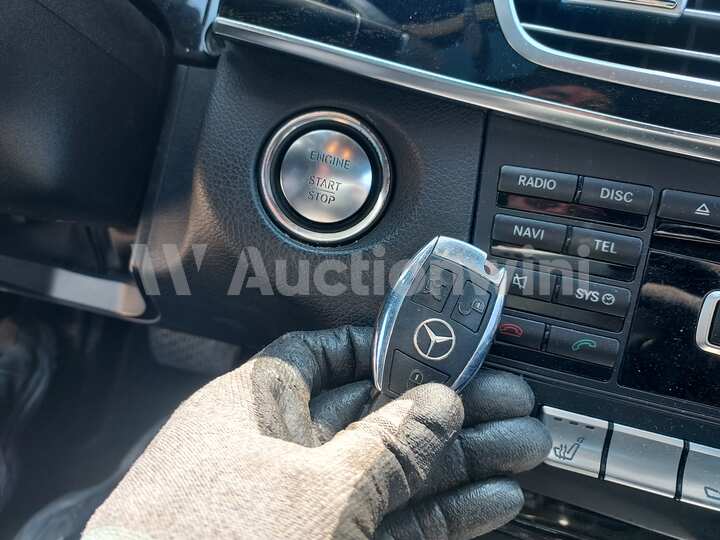 Mercedes Benz E Class 2014 — 50