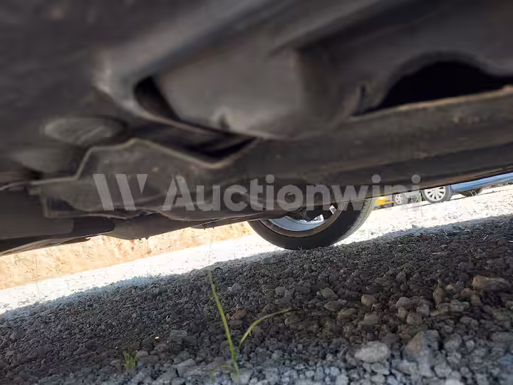 Mercedes Benz E Class 2015 — 17