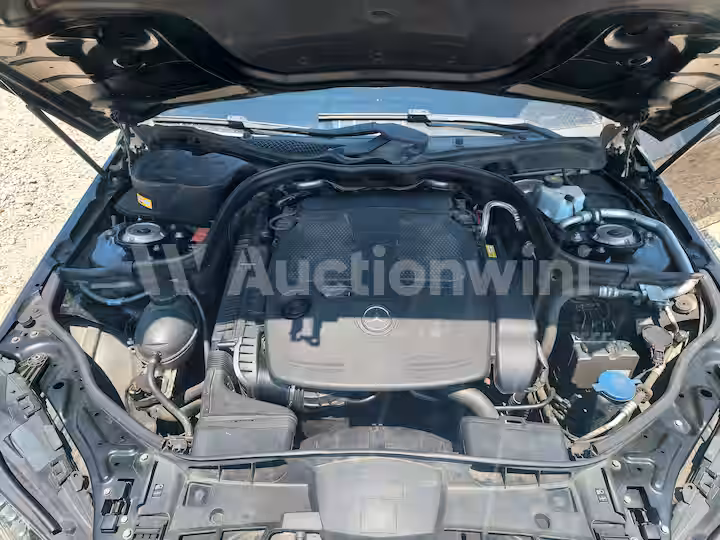 Mercedes Benz E Class 2015 — 22