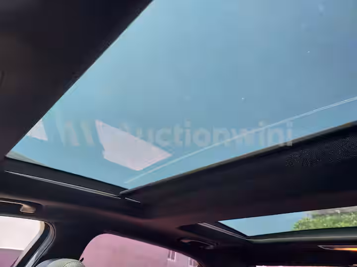 Mercedes Benz E Class 2015 — 54