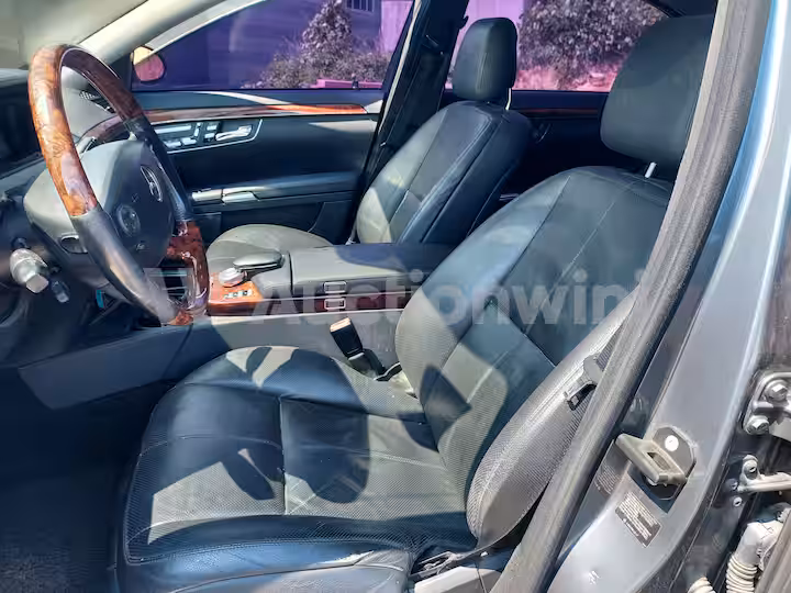 Mercedes Benz S Class 2008 — 35