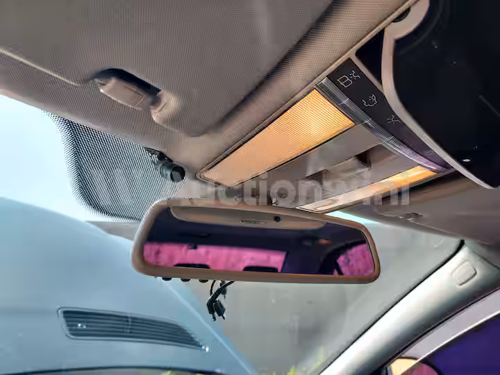 Mercedes Benz S Class 2008 — 47
