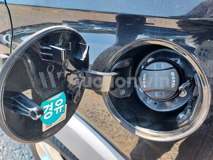 Chevrolet Captiva 2012 — 16